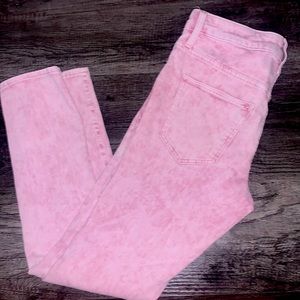 Universal Threads Jeans/ Pink Acid wash♥️ 4/27R♥️